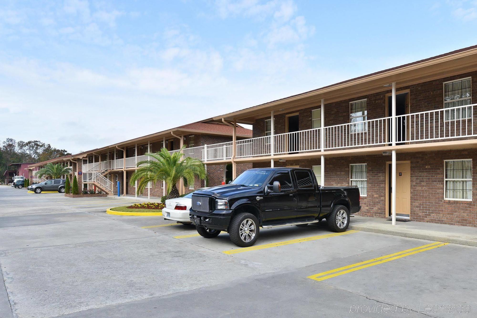 Savannah Inn And Suites Savannah Port Area Exterior foto